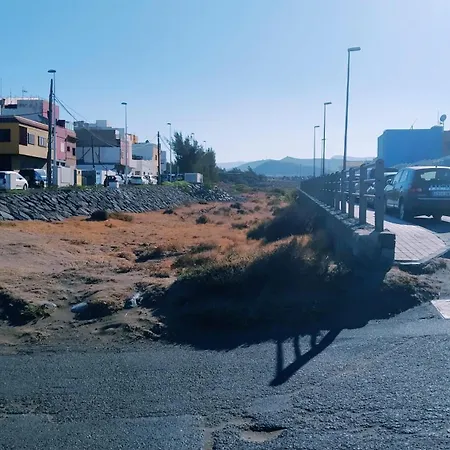 Burero - Comfy - Near Airport & Beaches *