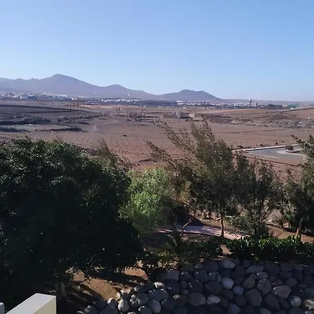 Apartment Burero - Comfy - Near Airport & Beaches El Burrero